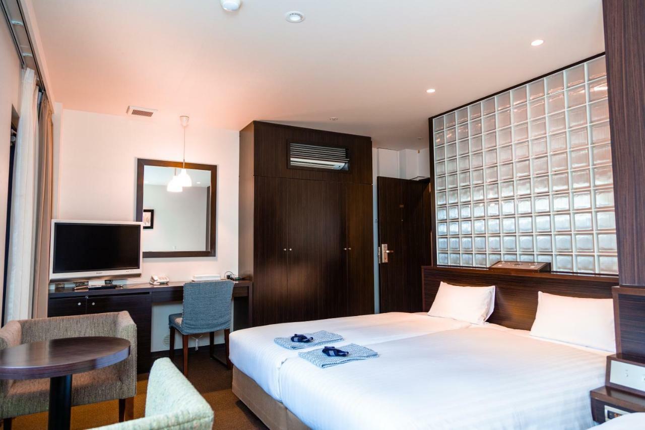 Floral Hotel - Nihonbashi أوساكا المظهر الخارجي الصورة