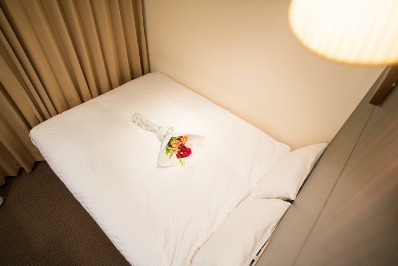 Floral Hotel - Nihonbashi أوساكا المظهر الخارجي الصورة