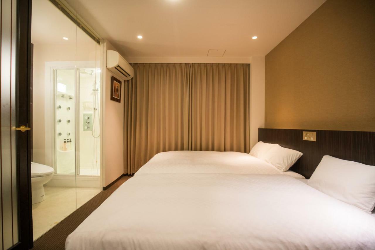 Floral Hotel - Nihonbashi أوساكا المظهر الخارجي الصورة