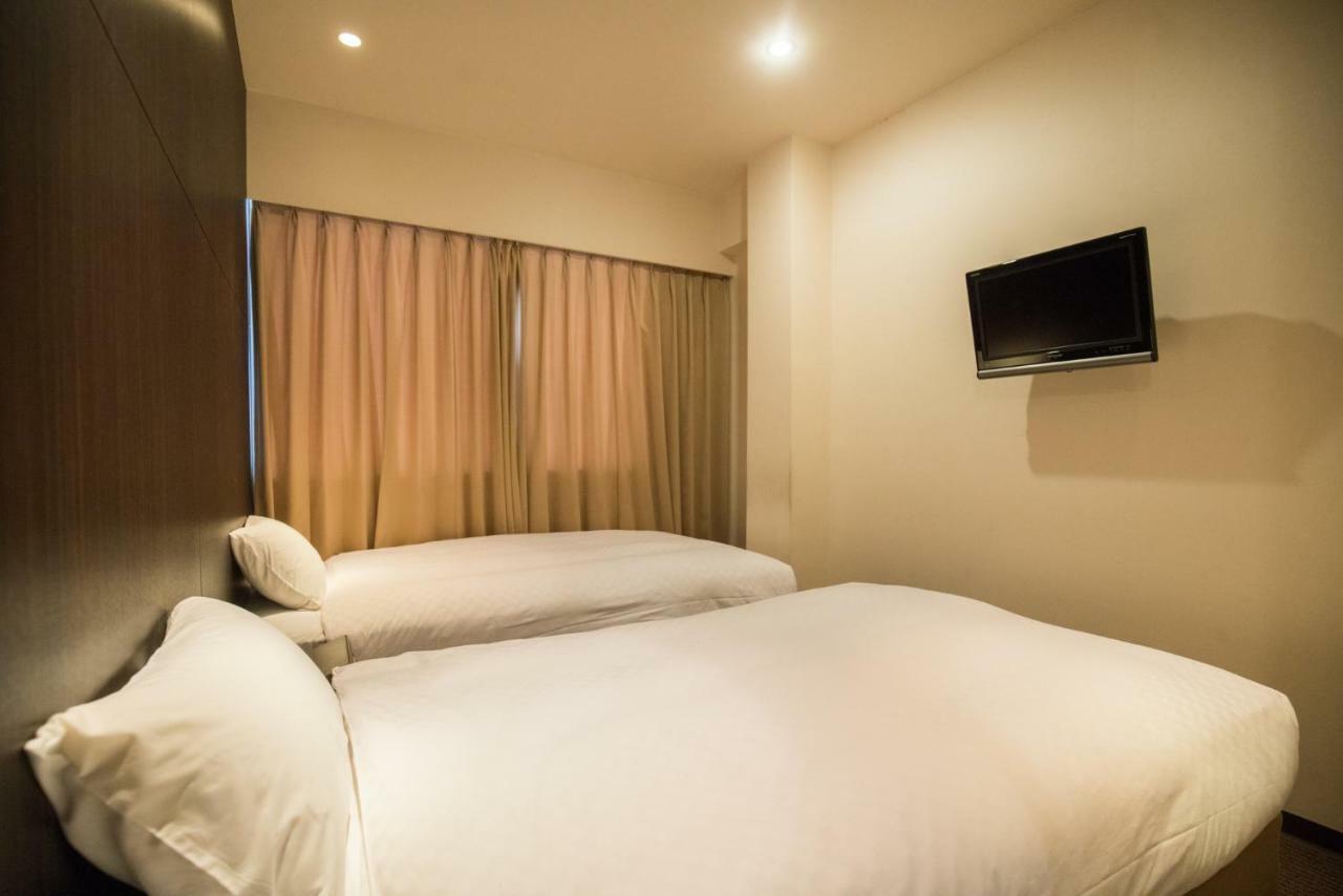 Floral Hotel - Nihonbashi أوساكا المظهر الخارجي الصورة